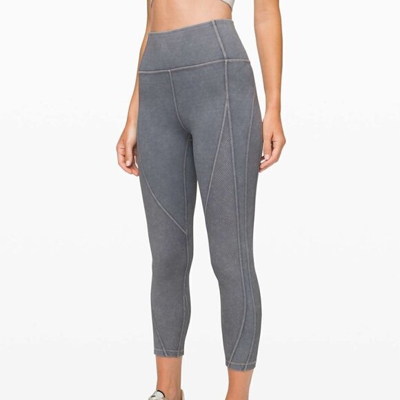 Lululemon Wunder Under Crop 23" *Ribbed Snow Washed Size 6 - Picture 2 of 9